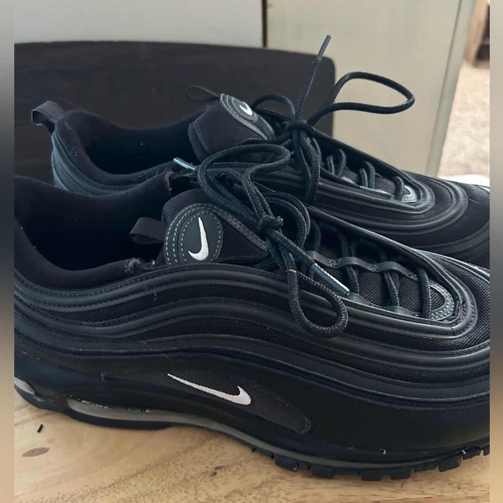 Men’s Air Max sneakers